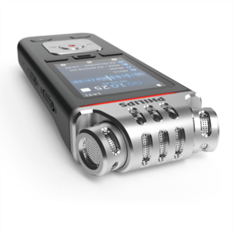 philips-dvt6115-voice-trace-mobiele-audio-recorder-hifi-3-microfoons-met-app_schuinaanzicht