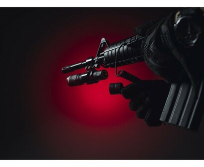 Oplaadbare zaklamp LED 1500 Lumen, Armytek Dobermann Pro tactisch
