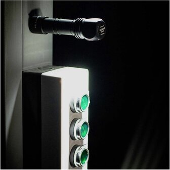 Armytek Wizard C2 Pro - Oplaadbaar - 2330 lumen - Warm Wit licht unique selling point