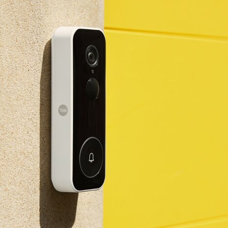 video-deurbel-met-camera-inclusief-gong-yale_buiten
