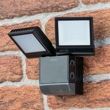Slimme beveiligingsverlichting met bewegingssensor - Theben theLeda S17-100 BK - Sfeerimpressie
