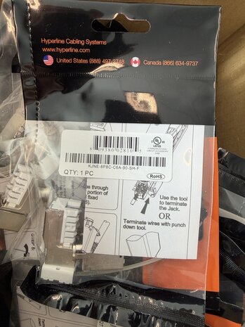 Keystone Jack Cat6A - RJ45 Connector fast Ethernet - Hyperline KJNE-8P8C-C6A-90-SH-F doos 1