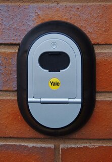 Yale Y500/187/1 - Sleutelkluis met cijfercode combinatie